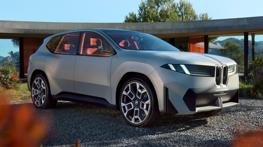 Front three-quarter of a silver BMW Vision Neue Klasse X concept